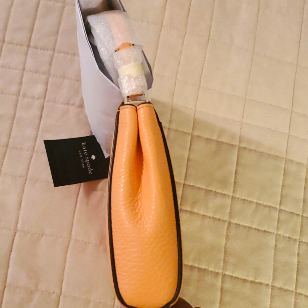 Crossbody Purse - Picture 2 of 5